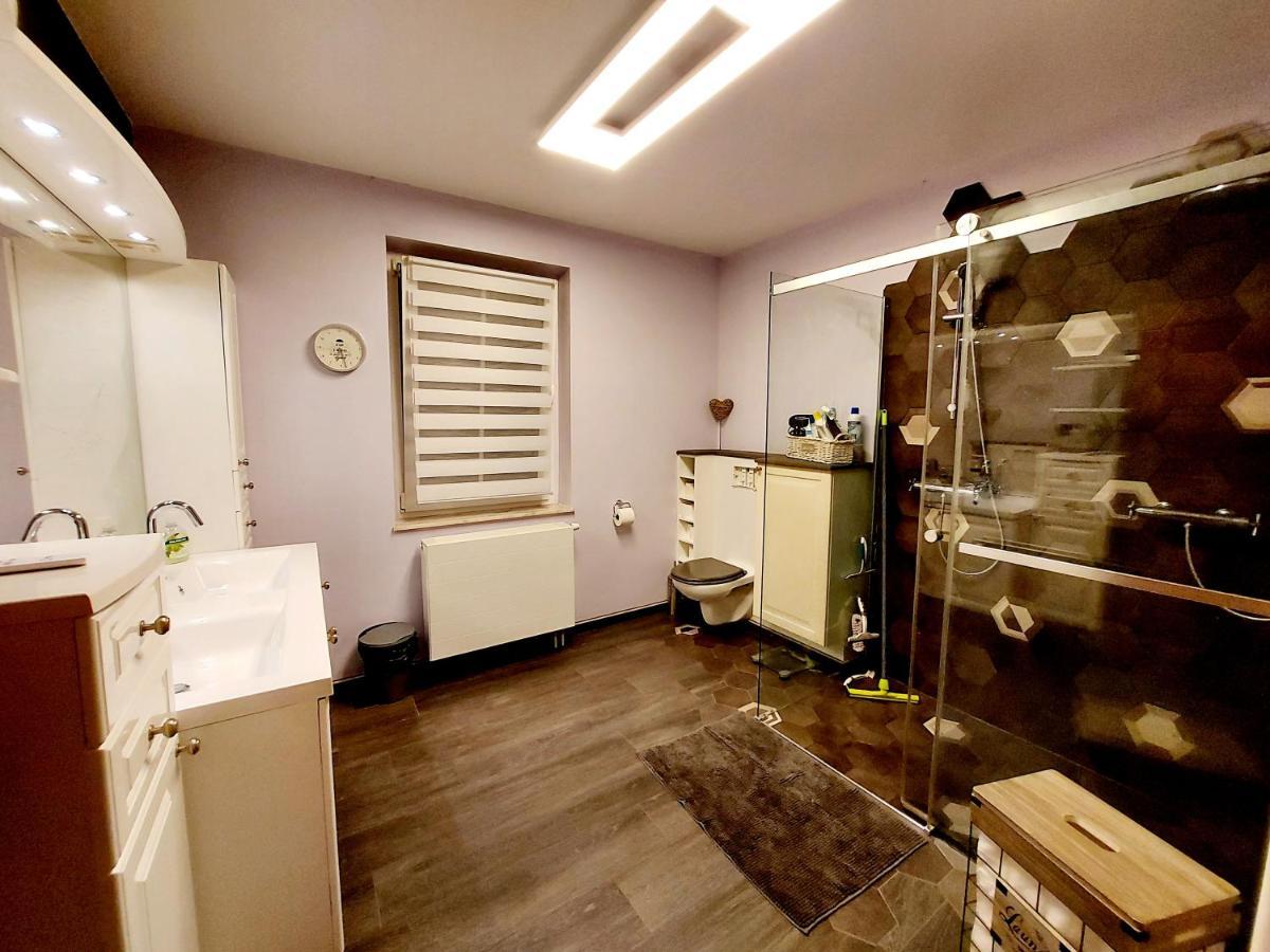 Joli Nid Au Coeur Des Ardennes Apartamento Bièvre Exterior foto
