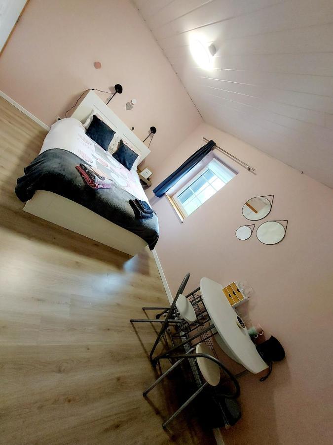 Joli Nid Au Coeur Des Ardennes Apartamento Bièvre Habitación foto